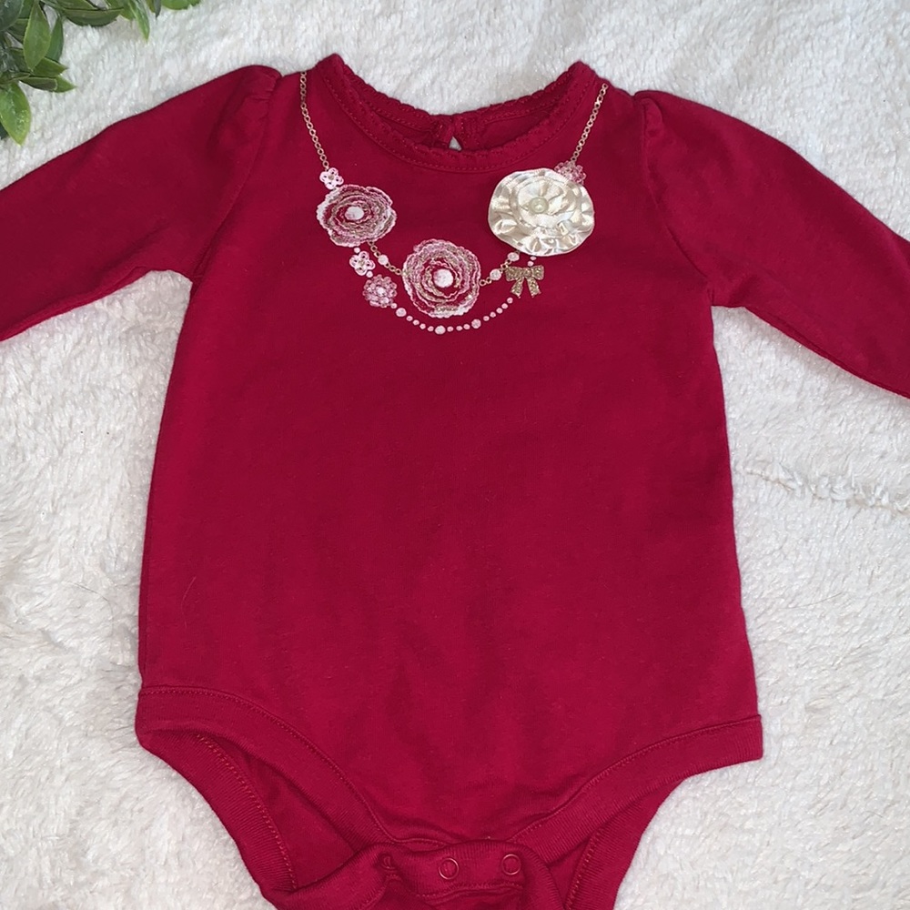 Gap Baby Girls Red Onesie 3-6M EUC Floral Embellishment